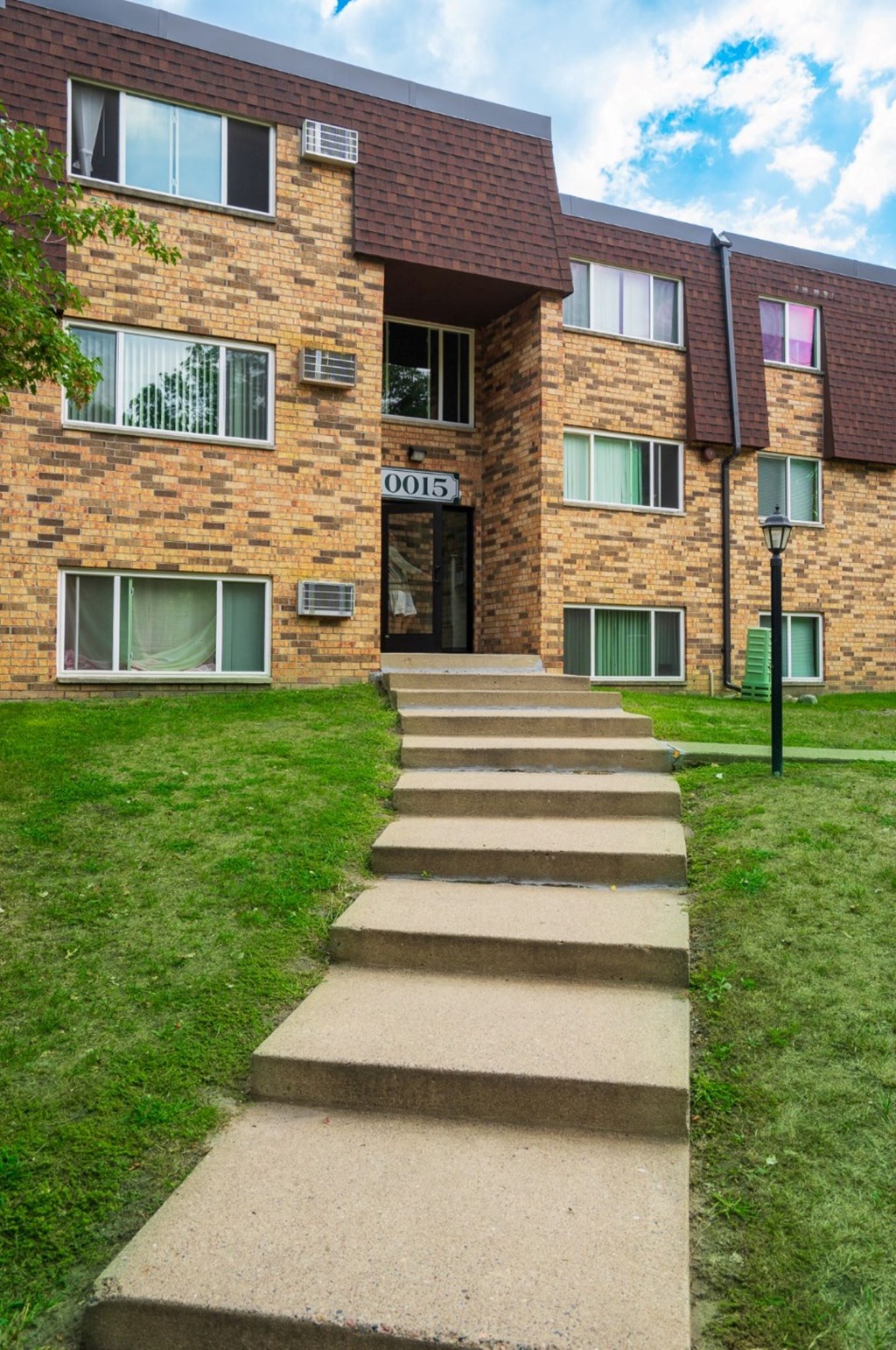 Drake Apartments, 10021 Drake Street, Coon Rapids, MN RentCafe